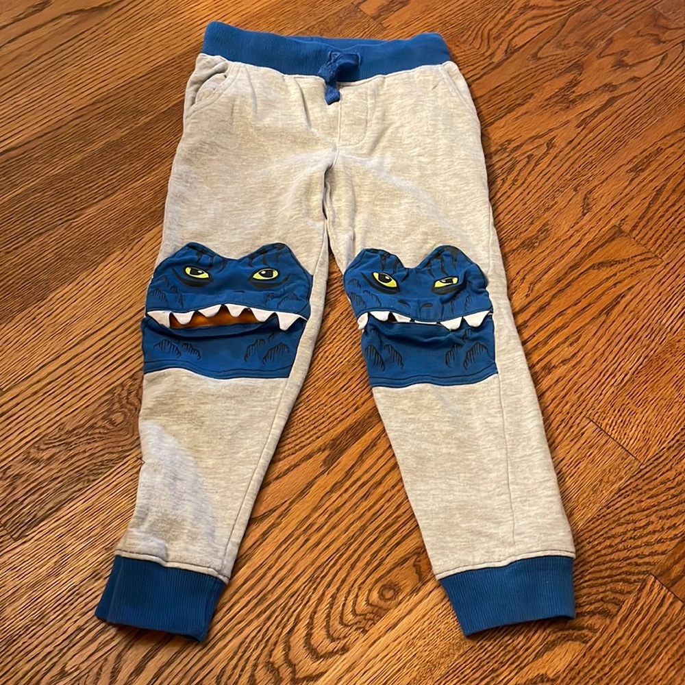 Hollywood jogger size 6